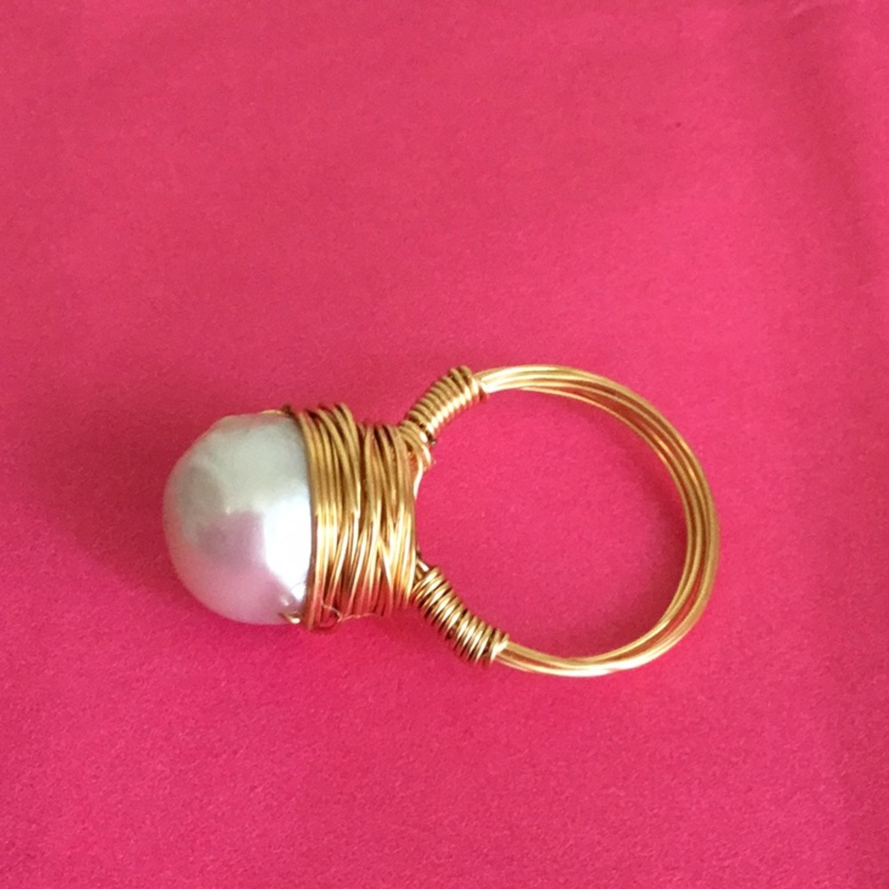 Wire Pearl Ring - Picture 3 of 4